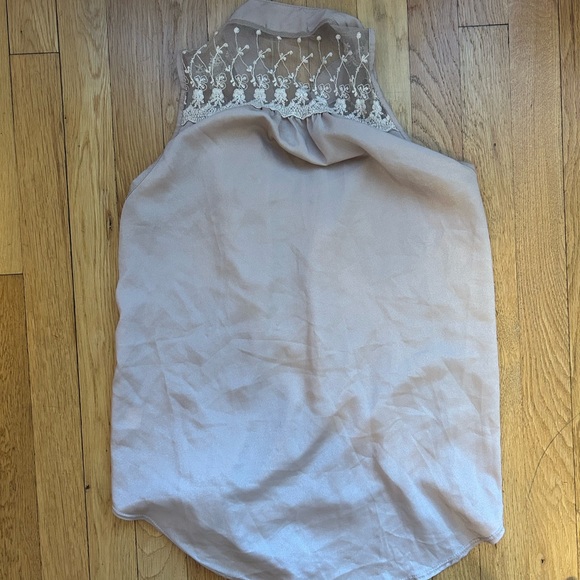 Blouse - Picture 2 of 4